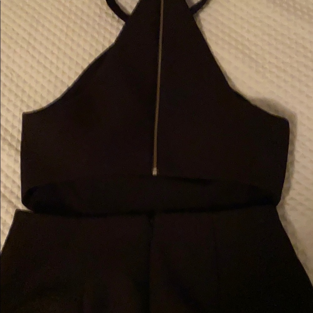 BCBG one pc - Picture 3 of 5